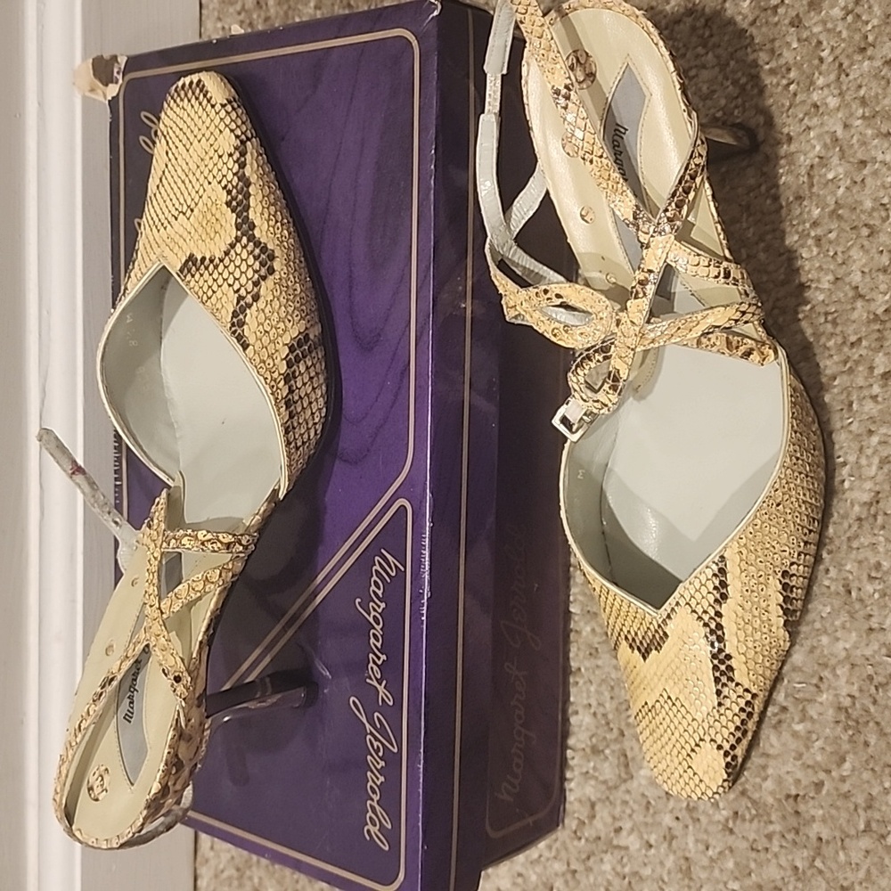 Magaret Jerrold heels natural python color size 8 1/2 M